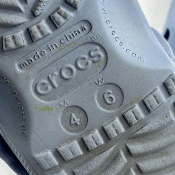 Crocs Classic Clog Shoes Womens Size 6 Mens 4 Light Blue Slip On Comfort - Picture 11 of 11